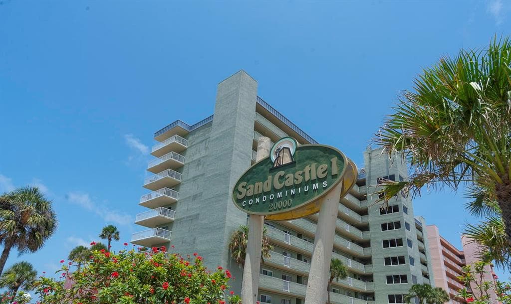 20000 GULF BOULEVARD UNIT 1005