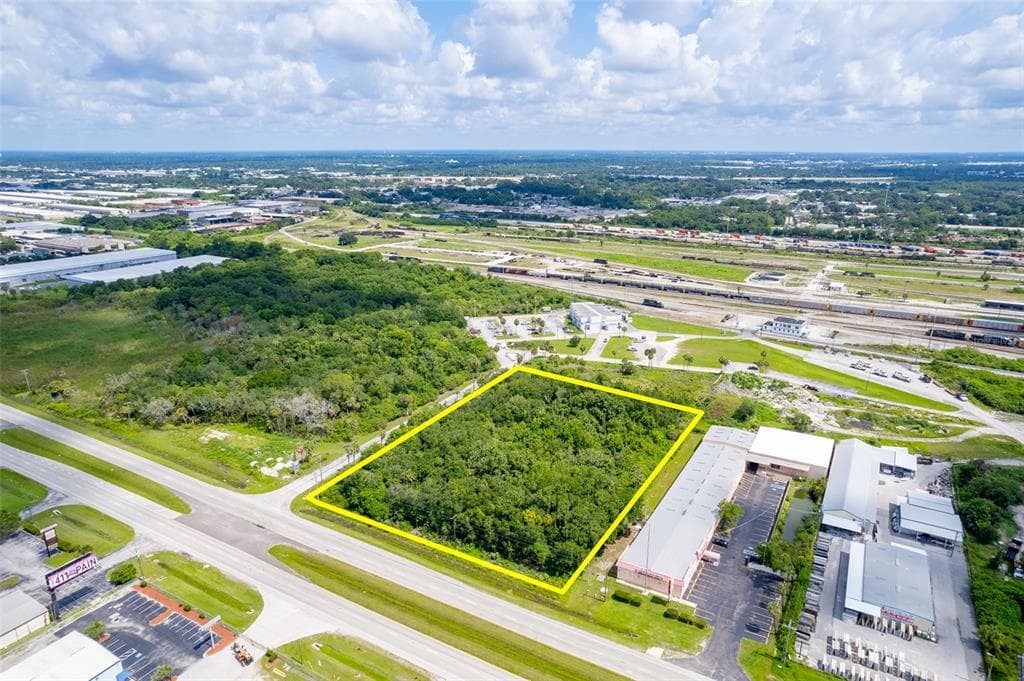 5716 E ADAMO DRIVE TAMPA, FL 33619