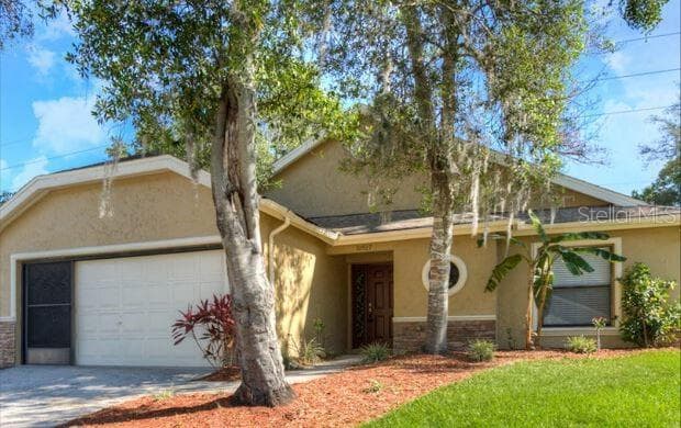 10927 KENMORE DRIVE NEW PORT RICHEY, FL 34654