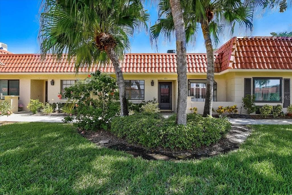 19029 US HIGHWAY 19 N UNIT 15D CLEARWATER, FL 33764
