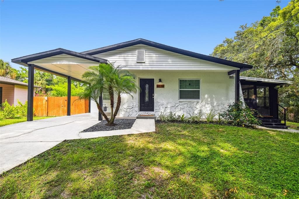 6116 S 3RD STREET TAMPA, FL 33611