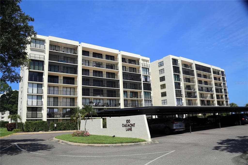 100 OAKMONT LANE UNIT 604 BELLEAIR, FL 33756