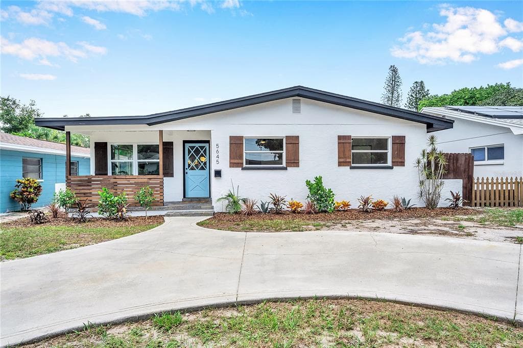 5645 4TH AVENUE N ST PETERSBURG, FL 33710