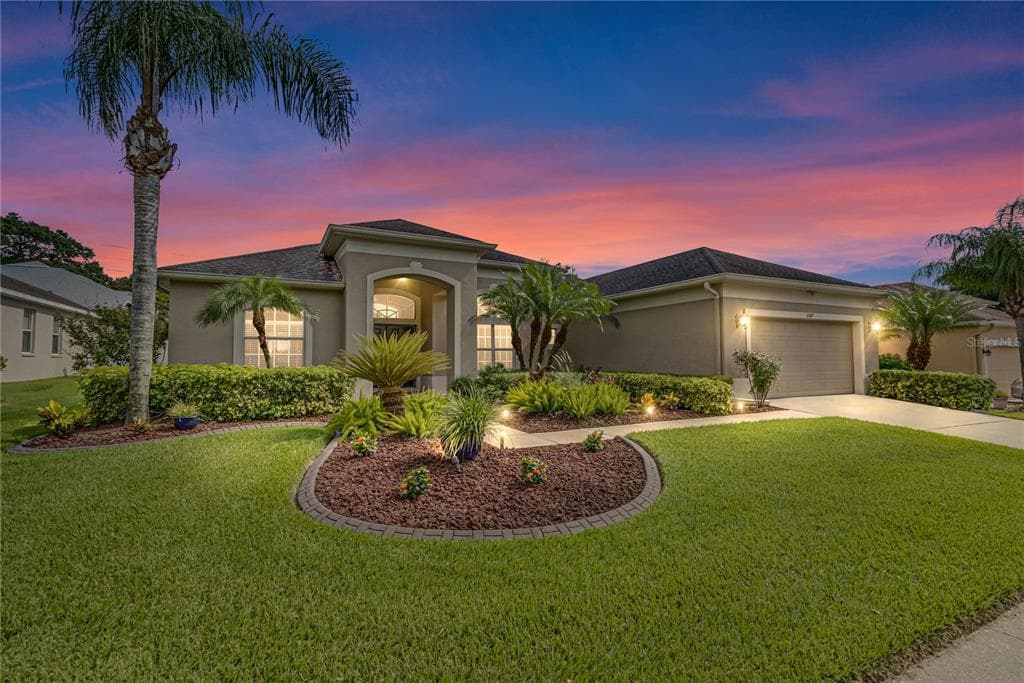 2307 SILVER TRUMPET COURT VALRICO, FL 33594