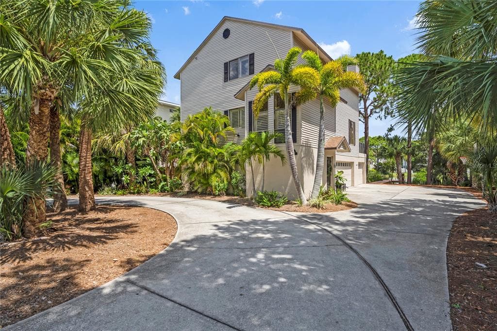 777 CLAUDIA LANE PALM HARBOR, FL 34683