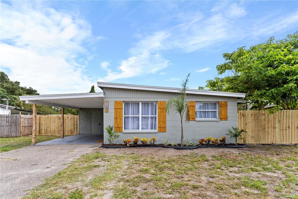 8550 94TH AVENUE SEMINOLE, FL 33777