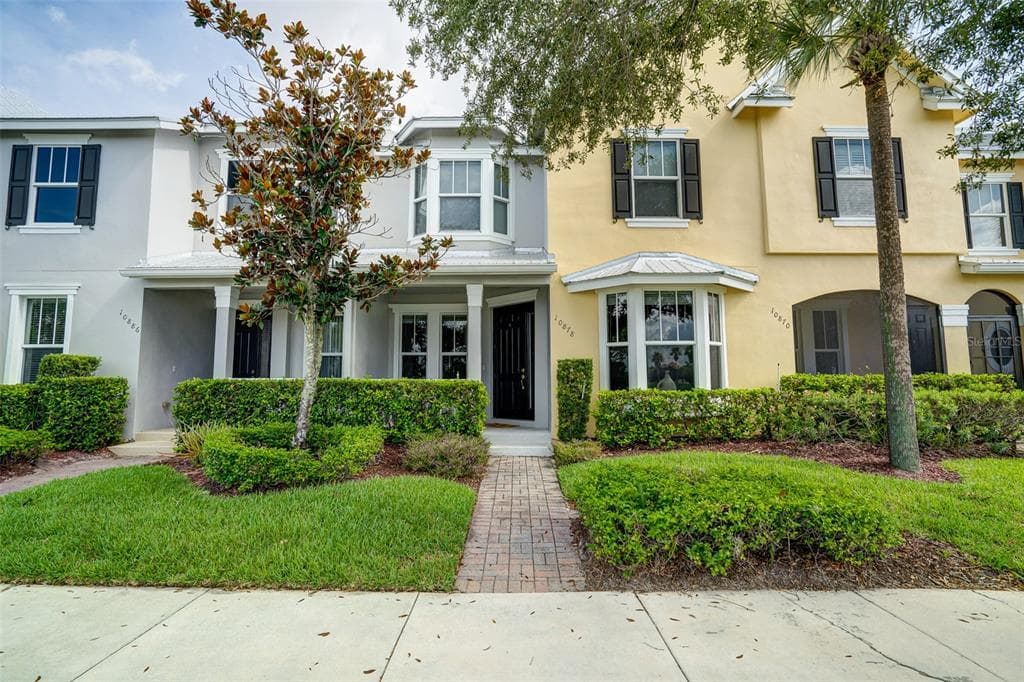 10878 SW MEETING STREET PORT SAINT LUCIE, FL 34987