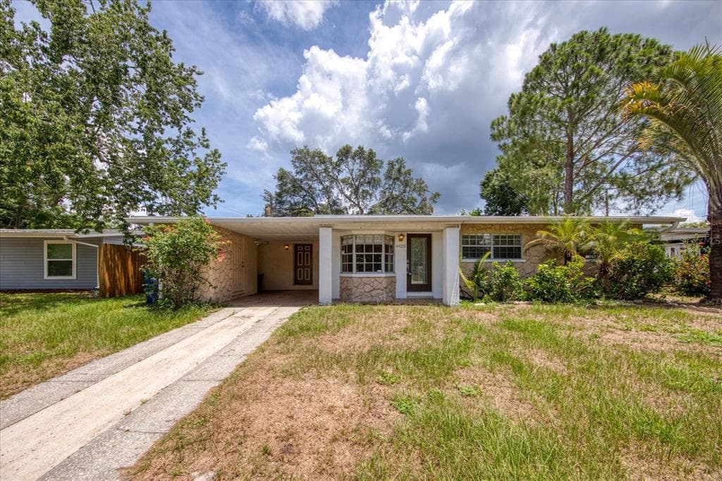 4425 W TRILBY AVENUE TAMPA, FL 33616
