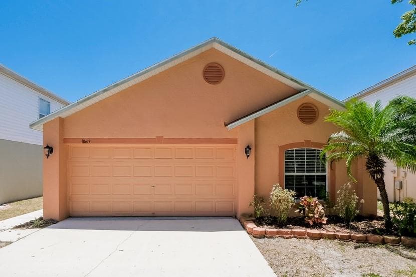 10613 OPUS DRIVE RIVERVIEW, FL 33579