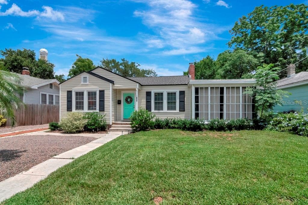 104 S BEVERLY AVENUE TAMPA, FL 33609