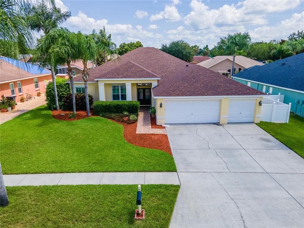 2815 DUNCAN TREE CIRCLE VALRICO, FL 33594