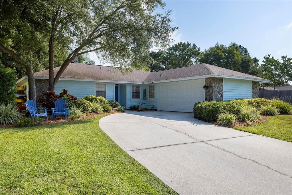 981 SUNRISE CIRCLE PALM HARBOR, FL 34683
