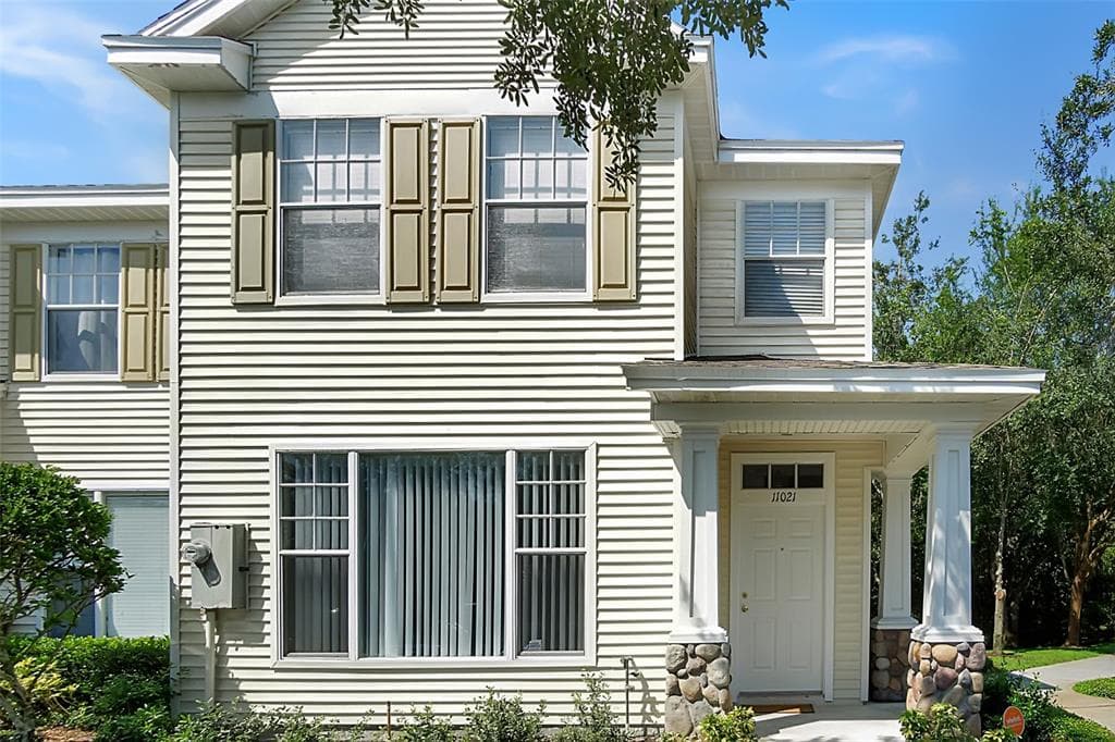 11021 BLACK SWAN COURT