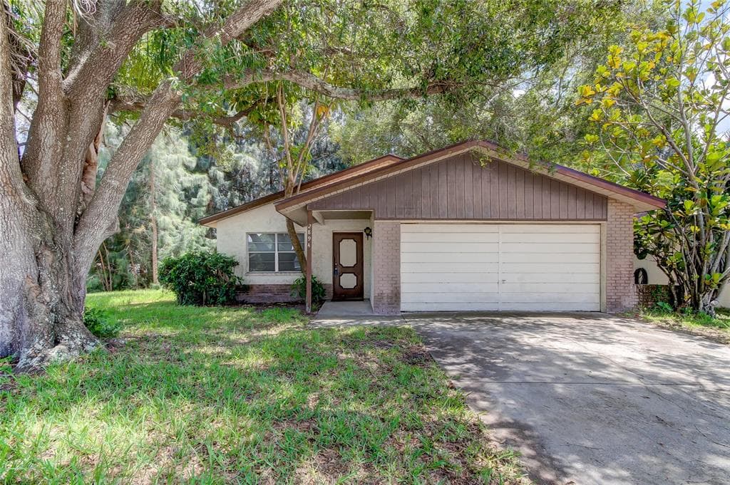 2894 CATHY LANE CLEARWATER, FL 33760
