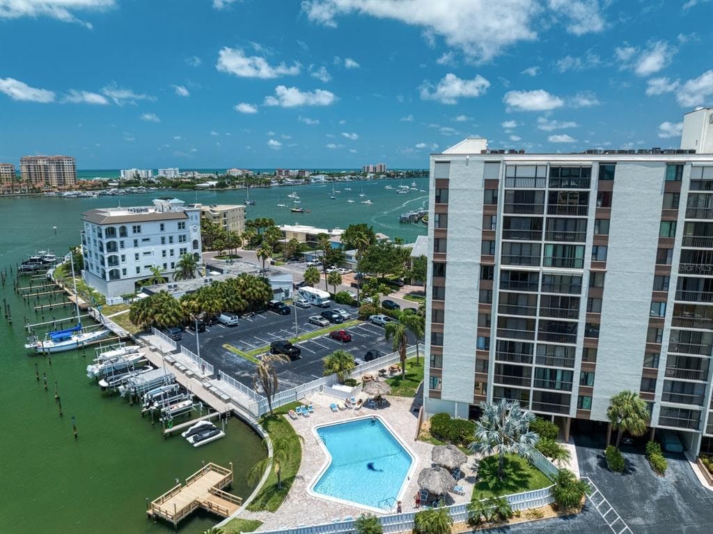 255 DOLPHIN POINT UNIT 504 CLEARWATER, FL 33767