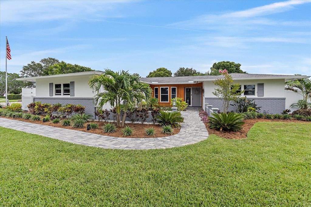 7711 20TH AVENUE NW BRADENTON, FL 34209