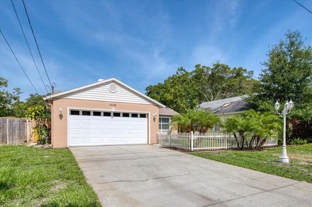 1539 S PROSPECT AVENUE CLEARWATER, FL 33756