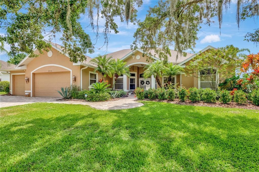 6810 TUMBLEWEED TRAIL