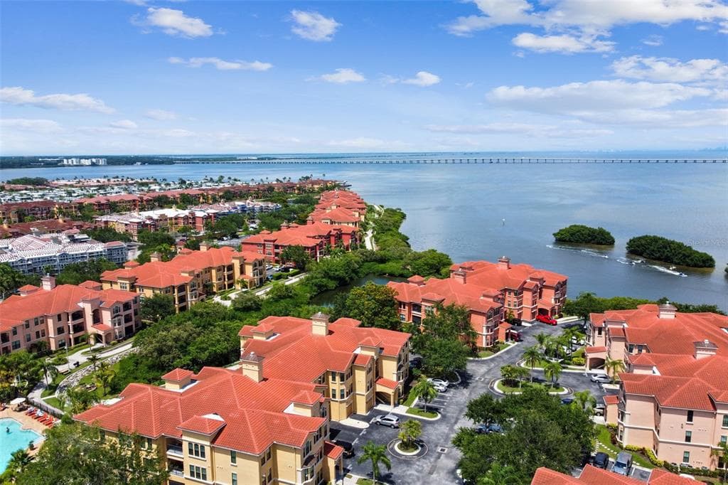 2724 VIA MURANO UNIT 615 CLEARWATER, FL 33764