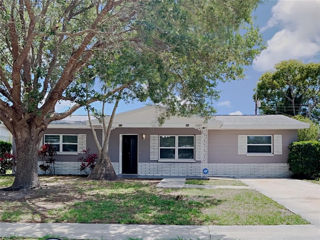 10884 FREEDOM BOULEVARD SEMINOLE, FL 33772
