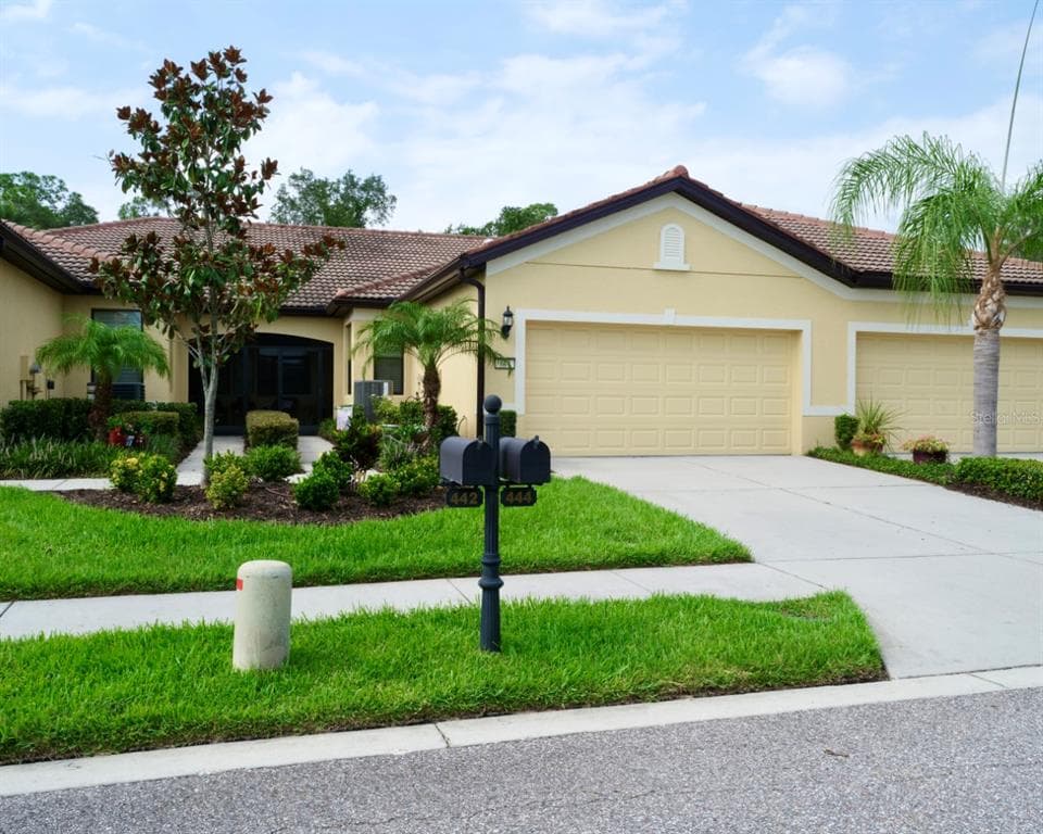 444 SENECA FALLS DRIVE APOLLO BEACH, FL 33572