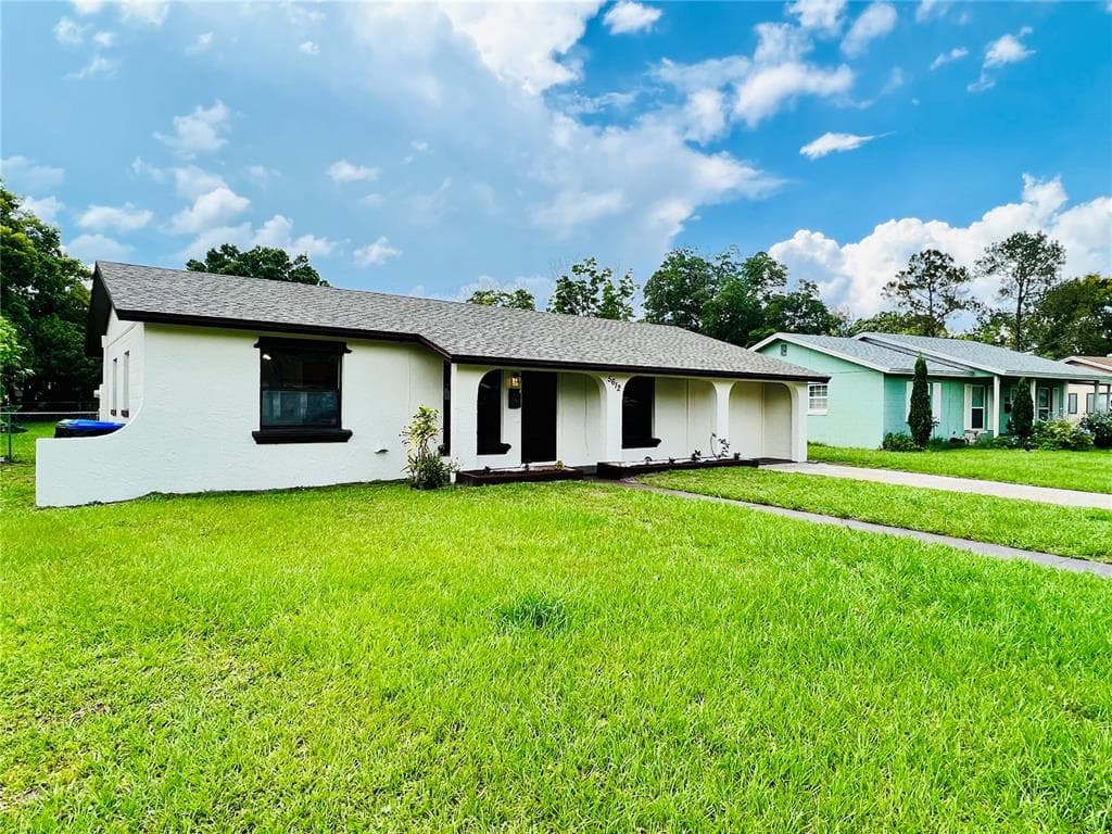 5612 CARRIS COURT ORLANDO, FL 32810
