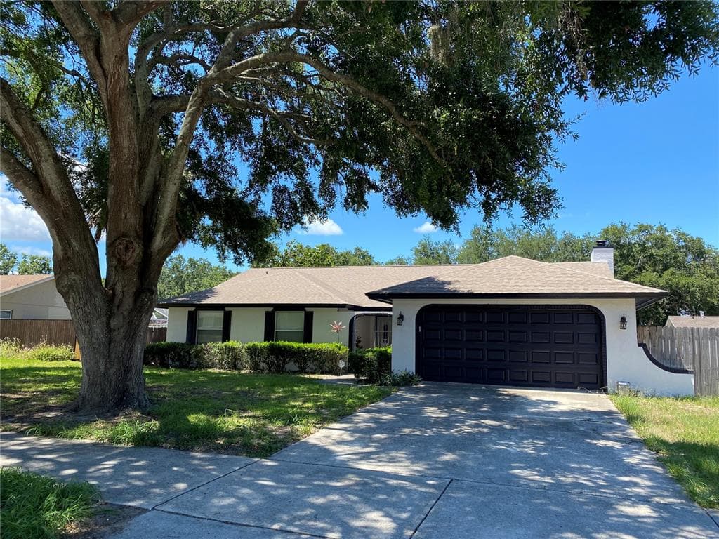 8349 GRANADA BOULEVARD ORLANDO, FL 32836