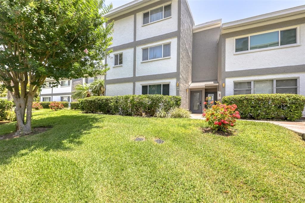 1301 GULF BOULEVARD UNIT 113 CLEARWATER, FL 33767