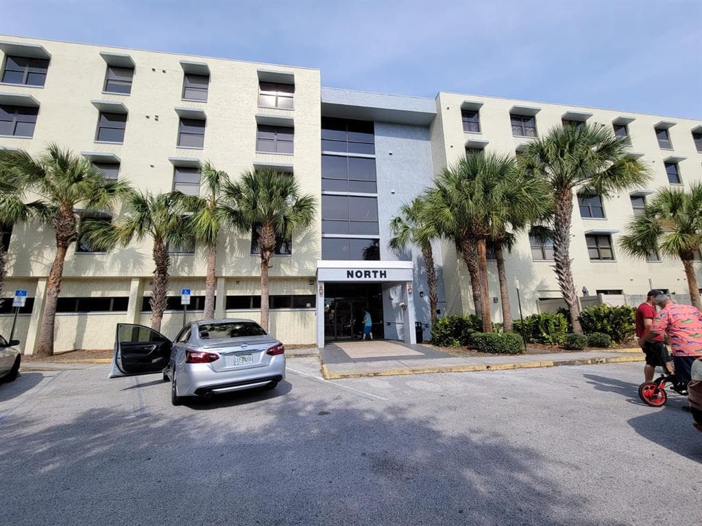 701 S MADISON AVENUE UNIT 513 CLEARWATER, FL 33756