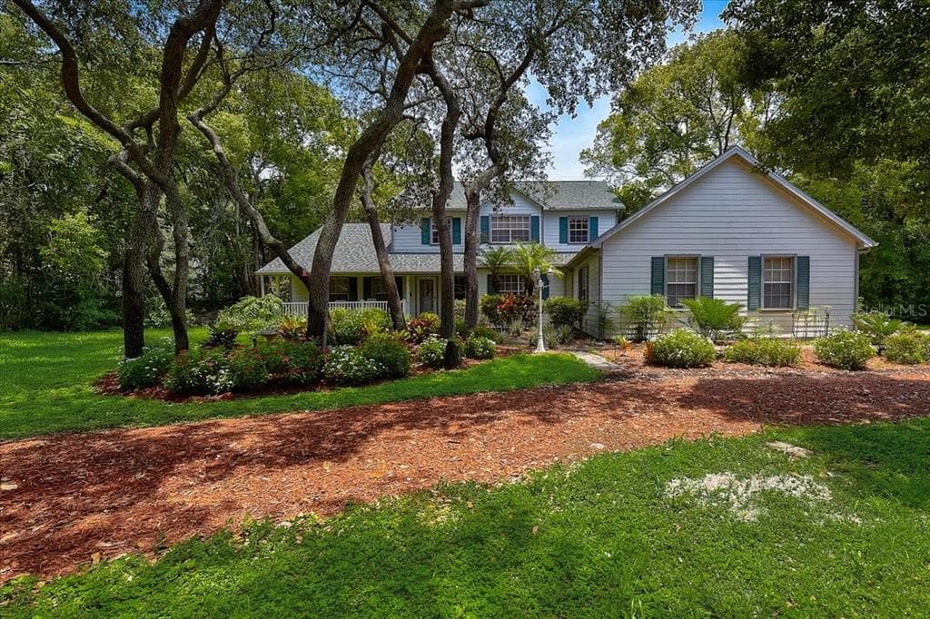3061 CEDAR TRACE