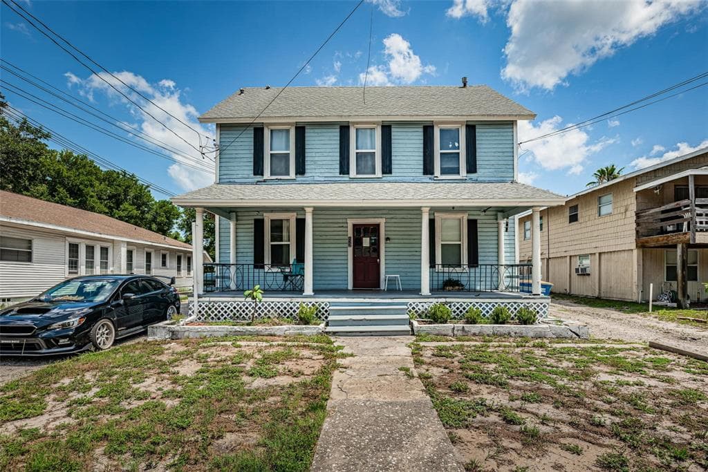 822 GRAND CENTRAL STREET CLEARWATER, FL 33756