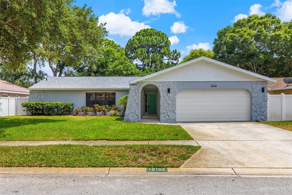 12102 98TH AVENUE SEMINOLE, FL 33772
