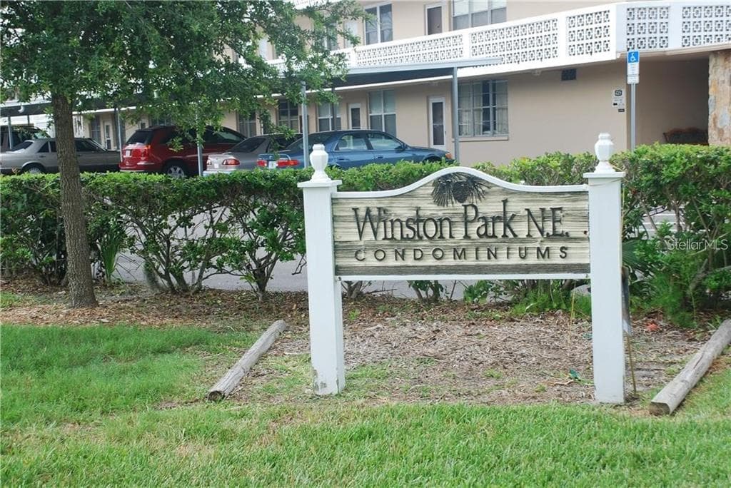 5085 1ST STREET NE UNIT 140 ST PETERSBURG, FL 33703