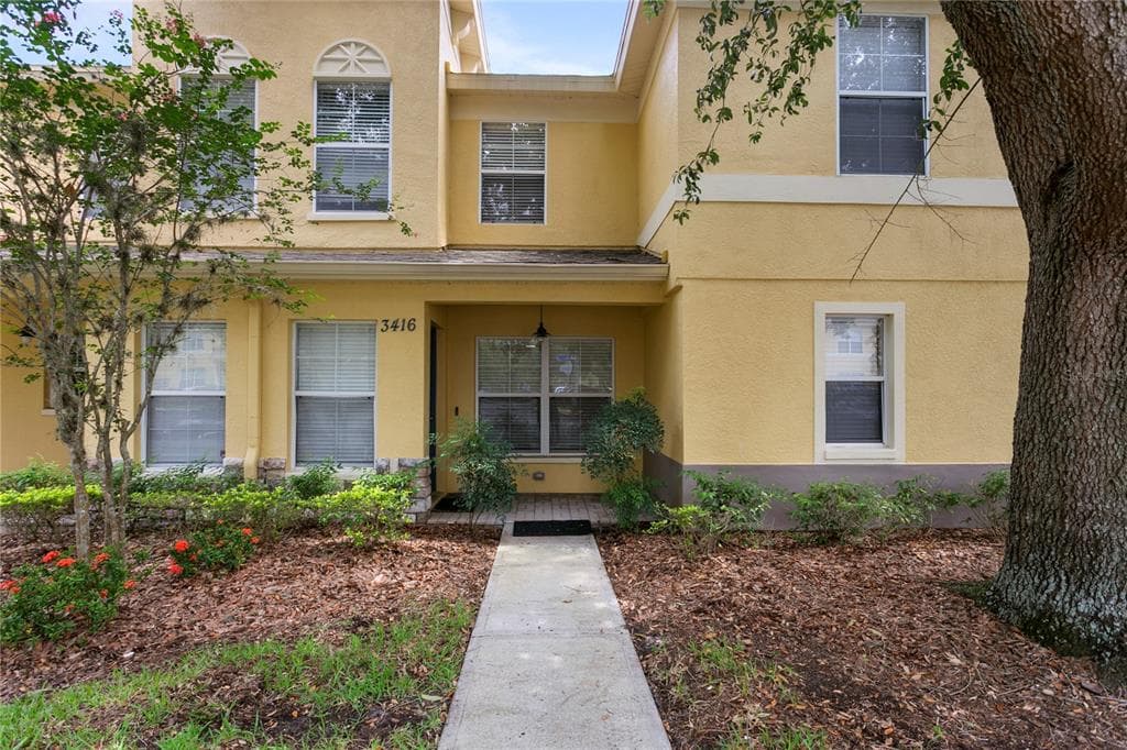 3416 CASTLE STONE COURT VALRICO, FL 33594