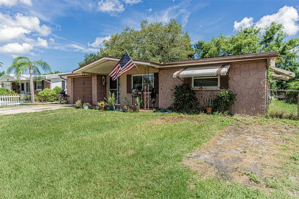 3633 BIGELOW DRIVE HOLIDAY, FL 34691