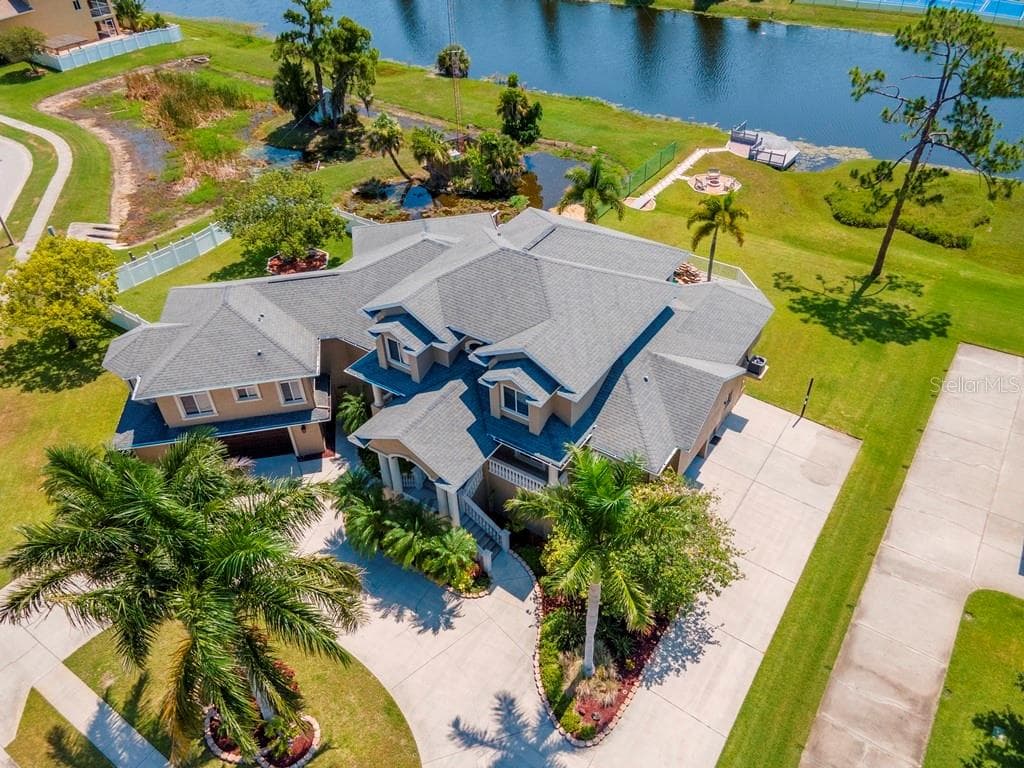 7931 CHEYENNE DRIVE SEMINOLE, FL 33777