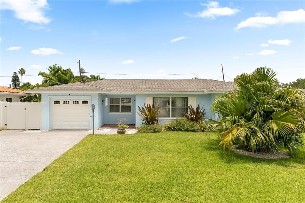 123 9TH STREET BELLEAIR BEACH, FL 33786