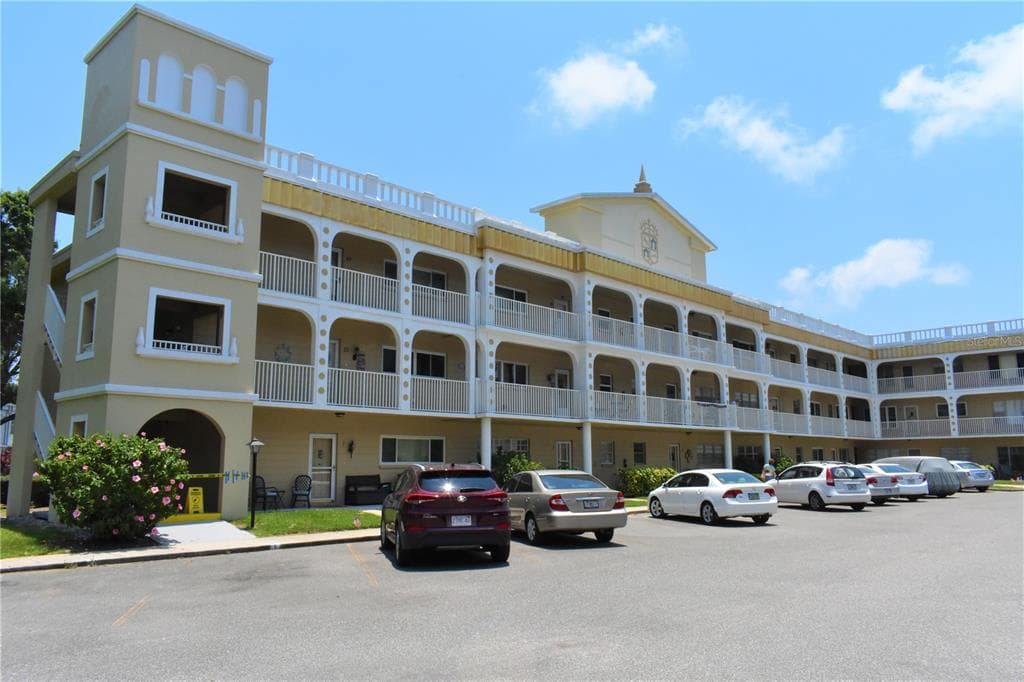 2321 ECUADORIAN WAY UNIT 11 CLEARWATER, FL 33763