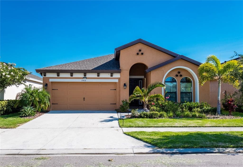 7408 SUNGOLD MEADOW COURT APOLLO BEACH, FL 33572