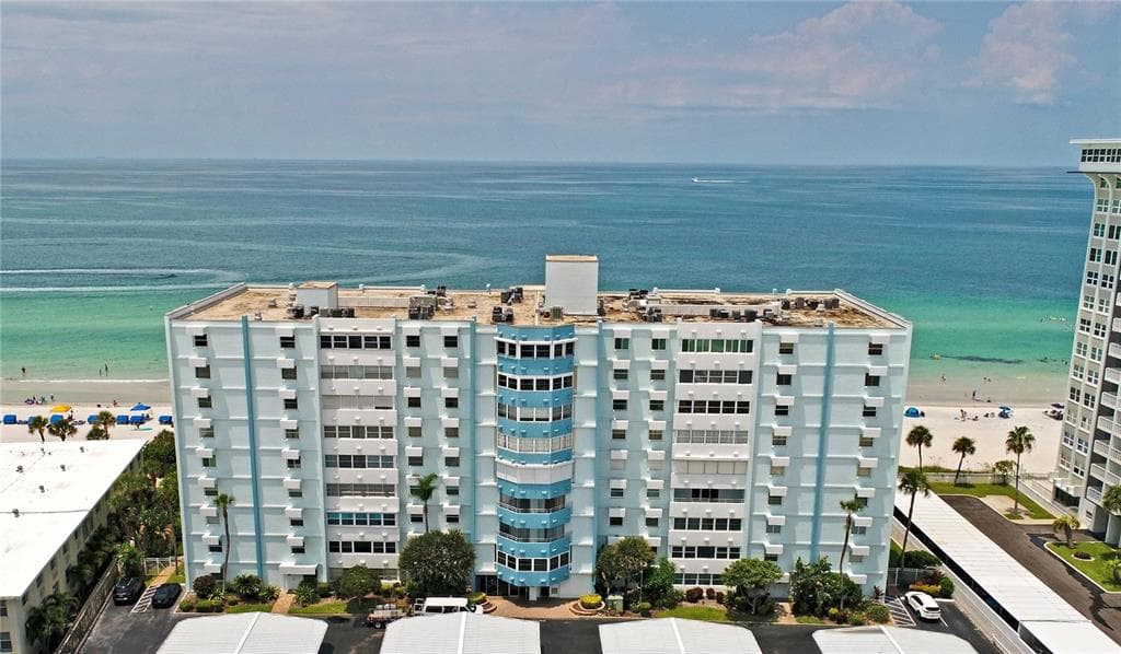 17400 GULF BOULEVARD UNIT H-4 REDINGTON SHORES, FL 33708