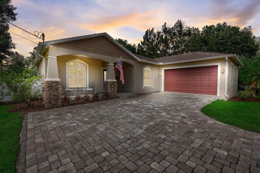 3103 W PEARL AVENUE TAMPA, FL 33611