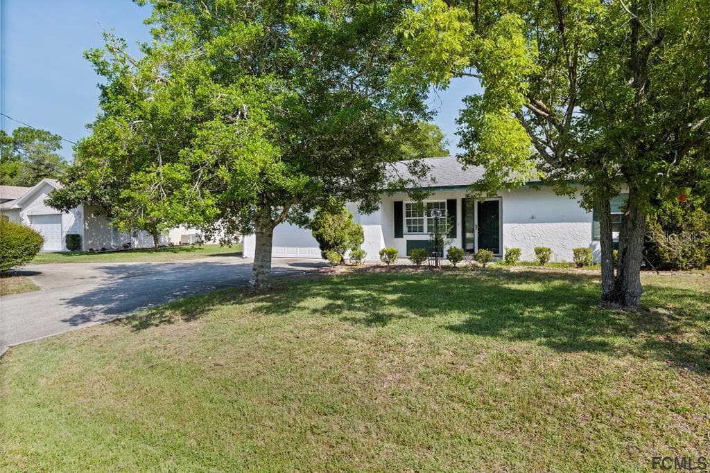 10 FOREST HILL DRIVE PALM COAST, FL 32137