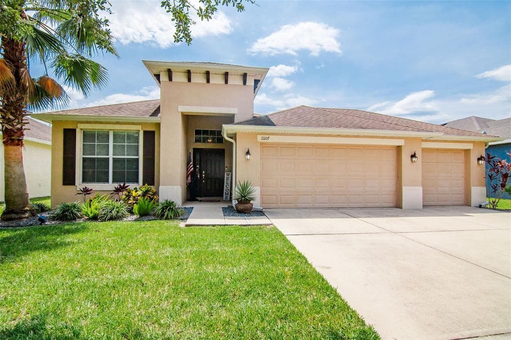 11107 WEMBLEY LANDING DRIVE LITHIA, FL 33547