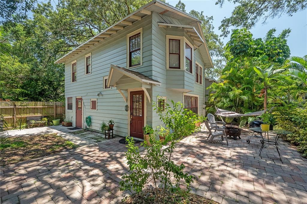 309 W OSBORNE AVENUE TAMPA, FL 33603
