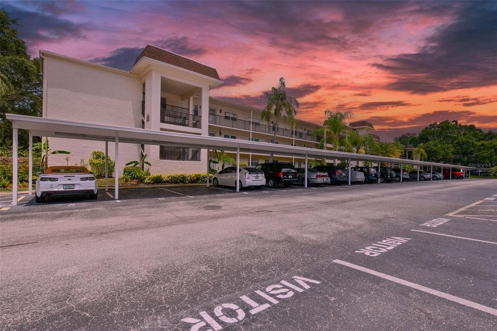 860 VIRGINIA STREET UNIT 105 DUNEDIN, FL 34698