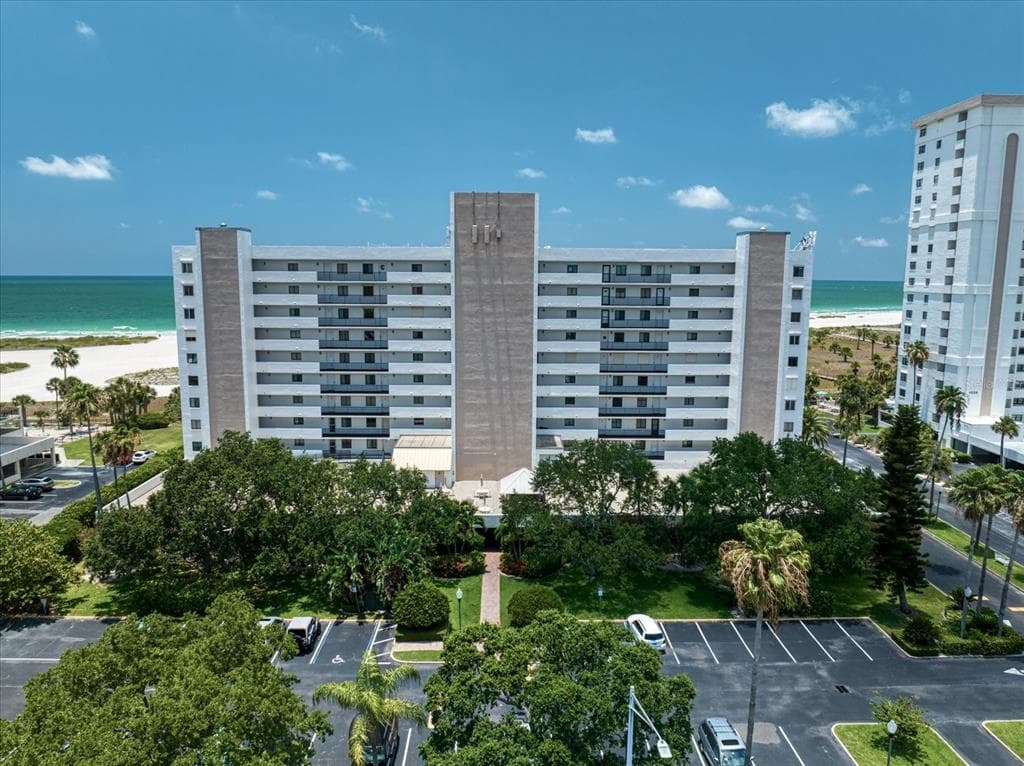 1250 GULF BOULEVARD UNIT 203 CLEARWATER, FL 33767