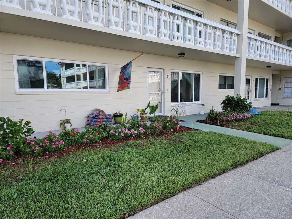 2452 BRAZILIA DRIVE UNIT 8