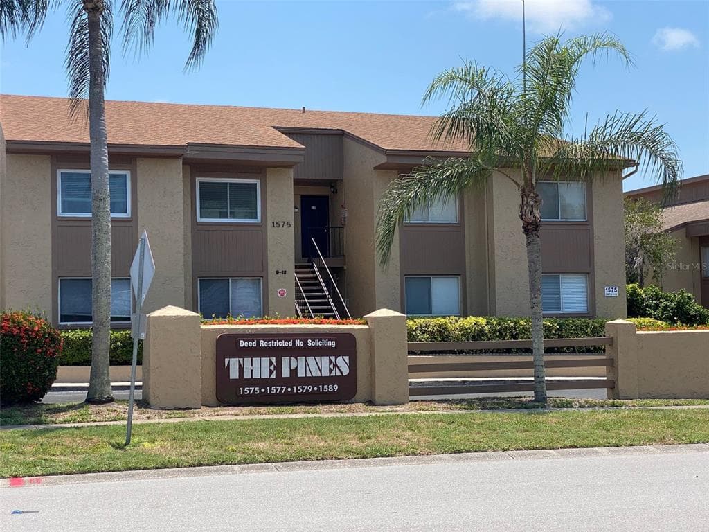 1589 GREENLEA DRIVE UNIT 3 CLEARWATER, FL 33755