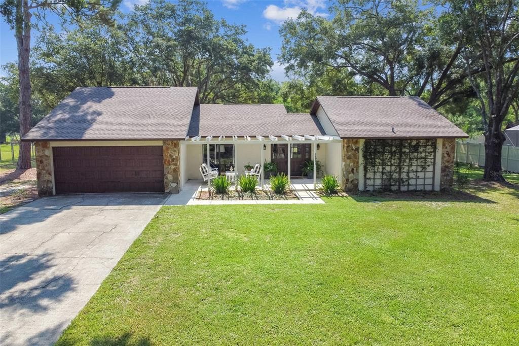 16003 NORTHLAKE VILLAGE DRIVE ODESSA, FL 33556