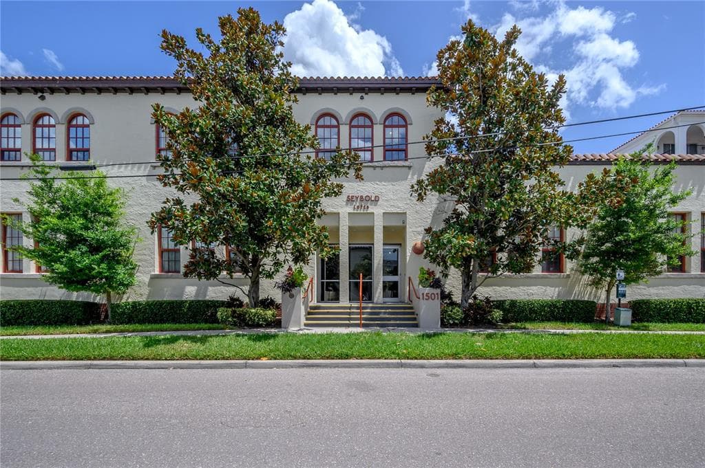 1501 W HORATIO STREET UNIT 112